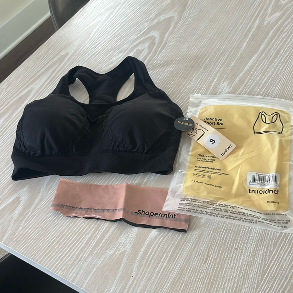 Truekind NWT reactive sports bra black padded sz S